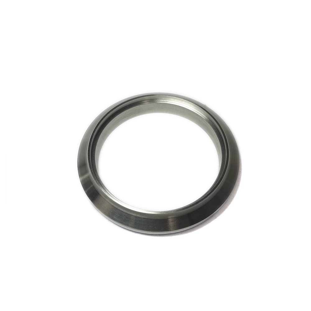 2004.5-2010 GM 6.6L Duramax LLY/LBZ/LMM Titanium Turbo Outlet Flange